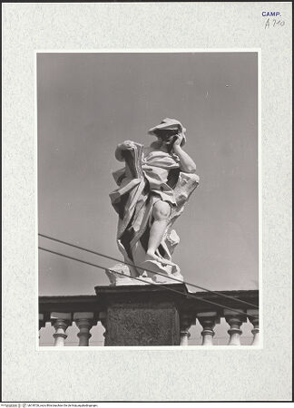 Vorderseite von ICCD [https://www.deutsche-digitale-bibliothek.de/content/lizenzen/rv-ez/] Tugenden Karls III von BourbonTugend - Frontalansicht, bh318726_recto. Foto.