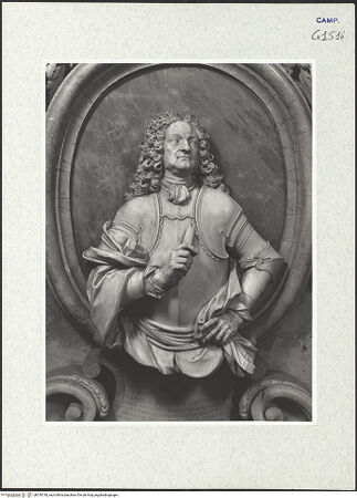 Vorderseite von Gabinetto Fotografico Nazionale [https://www.deutsche-digitale-bibliothek.de/content/lizenzen/rv-ez/] Grabmal des Principe di Cariati Carlo Filippo Antonio Spinelli - Büste, bh318740_recto. Foto.