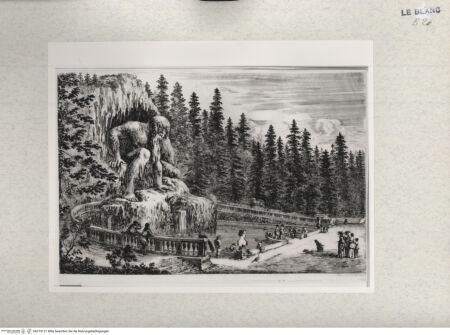 Vorderseite von Courtauld Institute [http://creativecommons.org/publicdomain/mark/1.0/] Sechs Ansichten der Villa PratolinoTafel (6): Brunnenanlage mit überdimensionaler Statue des Apennin vor einer Grotte hockend - , bh319121. Foto.