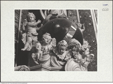 Vorderseite von ICCD [https://www.deutsche-digitale-bibliothek.de/content/lizenzen/rv-ez/] HauptaltarMaria Immaculata - Schlange und Engel, bh321110_recto. Foto.