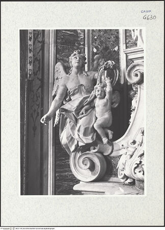 Vorderseite von ICCD [https://www.deutsche-digitale-bibliothek.de/content/lizenzen/rv-ez/] HauptaltarMaria Immaculata - Engelgruppe links, bh321149_recto. Foto.