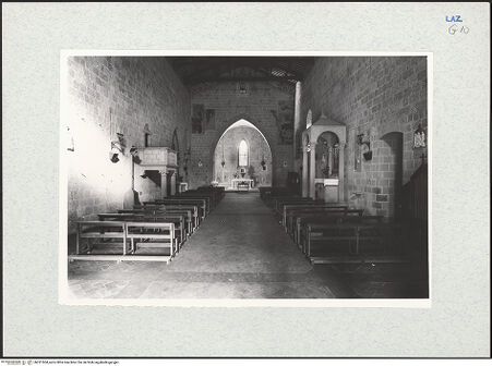 Vorderseite von Getty Research Institute [https://www.deutsche-digitale-bibliothek.de/content/lizenzen/rv-ez/] Sant'AgostinoSant'Agostino - Langhaus, nach Osten, bh321504_recto. Foto: Hutzel, Max.