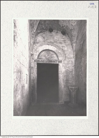 Vorderseite von National Gallery of Art, Washington [https://www.deutsche-digitale-bibliothek.de/content/lizenzen/rv-ez/] Portal mit Inschrift - Gesamtansichtz, bh327749_recto. Foto: Hutzel, Max.