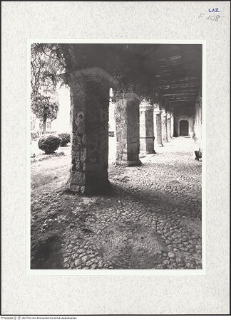 Vorderseite von National Gallery of Art, Washington [https://www.deutsche-digitale-bibliothek.de/content/lizenzen/rv-ez/] Badia di San SebastianoChiostro - Südflügel, Erdgeschoss, Inneres, nach Osten, bh327782_recto. Foto: Hutzel, Max.