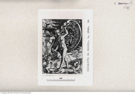 Vorderseite von  [http://creativecommons.org/publicdomain/mark/1.0/] ... - , bh328307. Foto.