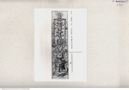 Vorderseite von  [http://creativecommons.org/publicdomain/mark/1.0/] ... - , bh328449. Foto.