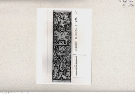 Vorderseite von  [http://creativecommons.org/publicdomain/mark/1.0/] ... - , bh328451. Foto.