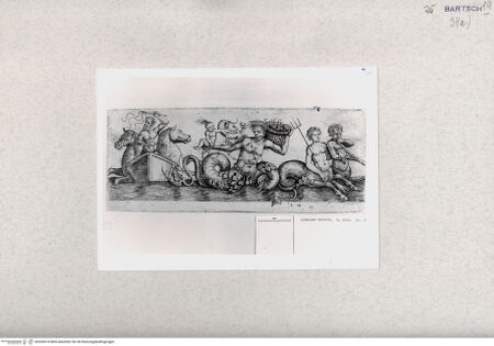 Vorderseite von  [http://creativecommons.org/publicdomain/mark/1.0/] ... - , bh328474. Foto.