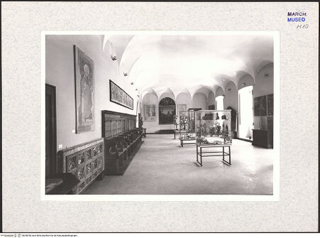 Vorderseite von unbekannt [https://www.deutsche-digitale-bibliothek.de/content/lizenzen/rv-ez/] Palazzo Arcivescovile - Innenraum, bh340938_recto. Foto: Hutzel, Max.