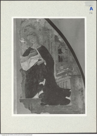 Vorderseite von Hutzel, Max [https://www.deutsche-digitale-bibliothek.de/content/lizenzen/rv-ez/] Verkündigung - Detail: Kniende Maria, bh340983_recto. Foto: Hutzel, Max.