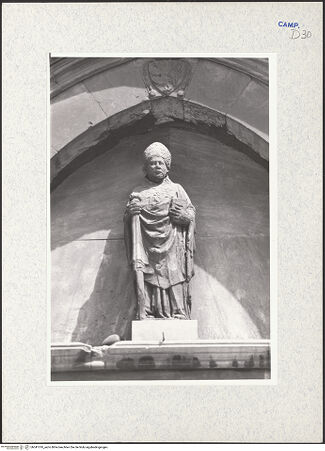 Vorderseite von Pace, Valentino [https://www.deutsche-digitale-bibliothek.de/content/lizenzen/rv-fz/] Linkes Portal - Heiliger Bischof, bh341010_recto. Foto: Pace, Valentino.