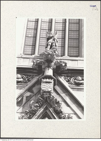 Vorderseite von Pace, Valentino [https://www.deutsche-digitale-bibliothek.de/content/lizenzen/rv-fz/] HauptportalDer Erzengel Michael - Gesamtansicht, bh341776_recto. Foto: Pace, Valentino.