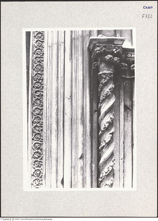 Vorderseite von Pace, Valentino [https://www.deutsche-digitale-bibliothek.de/content/lizenzen/rv-ez/] HauptportalLinker Pfeiler: Heiligen - Pfeiler, Detail, bh342117_recto. Foto: Pace, Valentino.