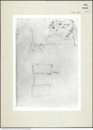 Vorderseite von Kunstbibliothek [https://www.deutsche-digitale-bibliothek.de/content/lizenzen/rv-ez/] Codex Destailleur DArgentarier-Bogen: Kassettendecke des Durchgangs im Schnitt und Grundriss des Bogens - , bh350453_recto. Foto.