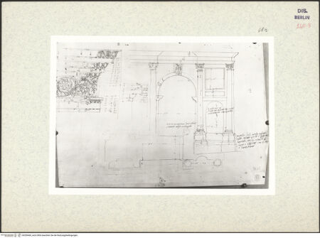 Vorderseite von Kunstbibliothek [https://www.deutsche-digitale-bibliothek.de/content/lizenzen/rv-ez/] Codex Destailleur DMarc-Aurel-Bogen: Gebälk mit Rankenfries, Skizzen zu Bogen, Attika und Kämpfergesims - , bh350460_recto. Foto.