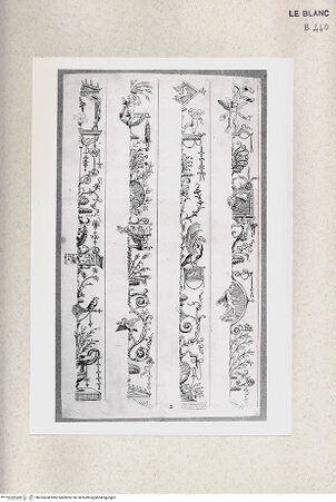 Vorderseite von Istituto Nazionale per la Grafica [http://creativecommons.org/publicdomain/mark/1.0/] Serie nach den Grotesken auf den Pilastern der vatikanischen LoggienDetail der Friese der kleinen Seitenpilaster; (Bl 2) - , bh355668. Foto.