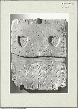 Vorderseite von Vasari [https://www.deutsche-digitale-bibliothek.de/content/lizenzen/rv-ez/] Grabplatte eines Klerikers - Gesamtansicht, bh356062_recto. Foto.