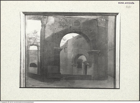 Vorderseite von ICCD [https://www.deutsche-digitale-bibliothek.de/content/lizenzen/rv-ez/] Vedute des Portico dell'Ottavia - , bh361961_recto. Foto.