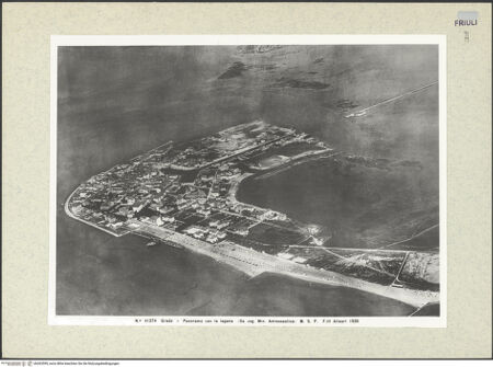 Vorderseite von Alinari [https://www.deutsche-digitale-bibliothek.de/content/lizenzen/rv-ez/] Luftaufnahme, bh363599_recto. Foto.