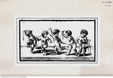 Vorderseite von  [http://creativecommons.org/publicdomain/mark/1.0/] Fünf tanzende Kinder - , bh366615. Foto.