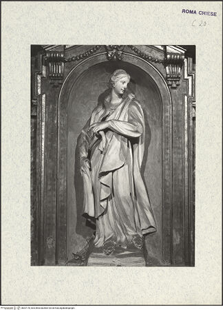 Vorderseite von ICCD [https://www.deutsche-digitale-bibliothek.de/content/lizenzen/rv-ez/] Figuren aus der Heiligen Sippe oder Sibyllen und HeiligeDie heilige Elisabeth? oder Sibylle - Frontalansicht ohne Ädikula, bh367178_recto. Foto.