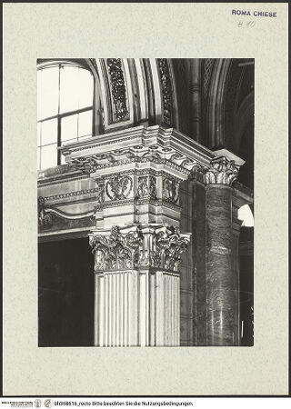 Vorderseite von ICCD [https://www.deutsche-digitale-bibliothek.de/content/lizenzen/rv-ez/] Santa Maria sopra MinervaCappella (Sciarra-) Colonna - Kapitelle und Gebälk rechts am Eingang der Kapelle, bh368616_recto. Foto.