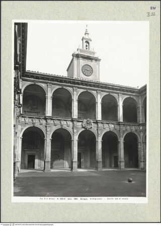 Vorderseite von Alinari [https://www.deutsche-digitale-bibliothek.de/content/lizenzen/rv-ez/] Archiginnasio - Ansicht von Westen, bh374375_recto. Foto.