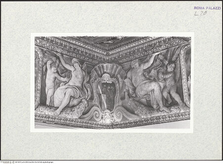 Vorderseite von Bibliotheca Hertziana [https://www.deutsche-digitale-bibliothek.de/content/lizenzen/rv-fz/] Szenen aus dem Leben des Johannes des TäufersKaryatide und Atlant mit Wappen der Torlonia-Sforza-Cesarini - , bh374572_recto. Foto.