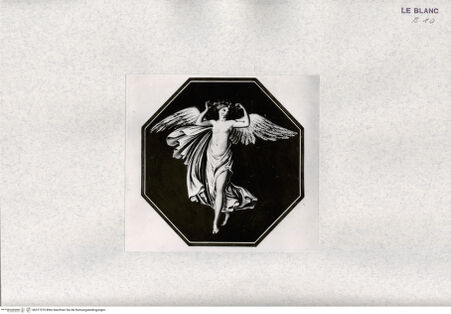 Vorderseite von Veste Coburg [http://creativecommons.org/publicdomain/mark/1.0/] "Auswahl antiker Gemälde ... vom Grafen Caylus" ... , Drei Hefte, insgesamt 23 Blatt, 1798Weibliche Figur mit Adlerflügeln (Heft 3) - , bh377370. Foto.