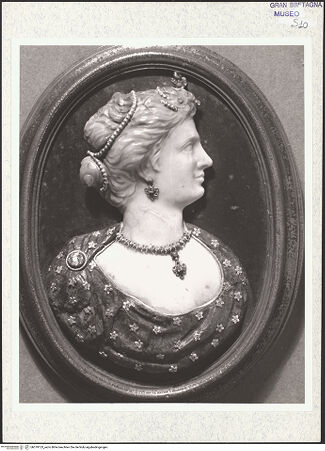 Vorderseite von Lady Lever Art Gallery? [https://www.deutsche-digitale-bibliothek.de/content/lizenzen/rv-ez/] Porträt einer Frau - , bh379153_recto. Foto.