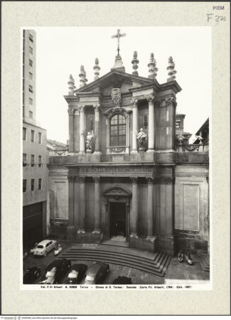 Vorderseite von Alinari [https://www.deutsche-digitale-bibliothek.de/content/lizenzen/rv-ez/] Santa Teresa - Fassade, bh385485_recto. Foto.