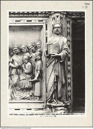 Vorderseite von Alinari [https://www.deutsche-digitale-bibliothek.de/content/lizenzen/rv-ez/] Hauptaltar und Schrein des heiligen DonatusRetabel und Schrein des heiligen DonatusVierter Pilaster: Engel, der eine Kerze hält; Engel Musiker; Apostel - Detail: Apostel, bh394133_recto. Foto.