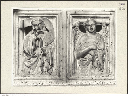 Vorderseite von Alinari [https://www.deutsche-digitale-bibliothek.de/content/lizenzen/rv-ez/] Hauptaltar und Schrein des heiligen DonatusRetabel und Schrein des heiligen DonatusRetabel (Frontseite)Frontseite Predella: Propheten, Engel und Erzengel - Detail: Prophet und Engel, bh394144_recto. Foto.