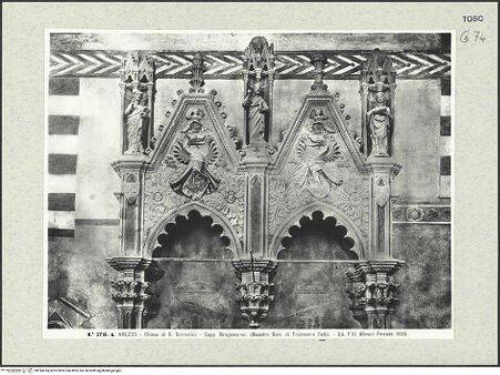 Vorderseite von Alinari [https://www.deutsche-digitale-bibliothek.de/content/lizenzen/rv-ez/] Altar der Familie Dragomanni (oder Dragondelli)Altarrahmen mit Altar - Bekrönung mit Verkündigung und Wappen der Familie Dragomanni, bh394314_recto. Foto.