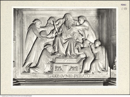 Vorderseite von Alinari [https://www.deutsche-digitale-bibliothek.de/content/lizenzen/rv-ez/] Grabmal des Bischofs Guido Tarlati (gest. 1327)Allegorische Darstellungen der Gemeinde und Szenen aus dem Leben des Bischof Guido TarlatiDie Gemeinde wird geschröpft (Il comune pelato) - Gesamtansicht, bh394446_recto. Foto.
