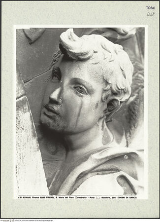 Vorderseite von Alinari [https://www.deutsche-digitale-bibliothek.de/content/lizenzen/rv-ez/] Porta della MandorlaHimmelfahrt Mariens und Gürtelspende - Detail: Kopf, Mandorla haltender Engel, Mitte rechts, bh402276_recto. Foto.