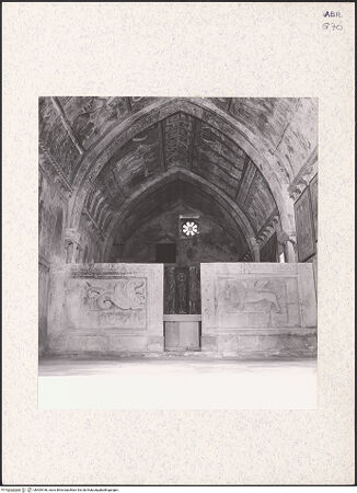 Vorderseite von Bibliotheca Hertziana [https://www.deutsche-digitale-bibliothek.de/content/lizenzen/rv-fz/] Chorschranke - Vorderseite, Gesamtansicht, bh409166_recto. Foto: Zallinger zu Stillendorf, Marlies von.