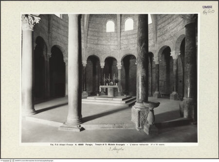 Vorderseite von Alinari [https://www.deutsche-digitale-bibliothek.de/content/lizenzen/rv-ez/] Sant'Angelo - Inneres, Blick aus dem Umgang nach Norden, bh409914_recto. Foto.