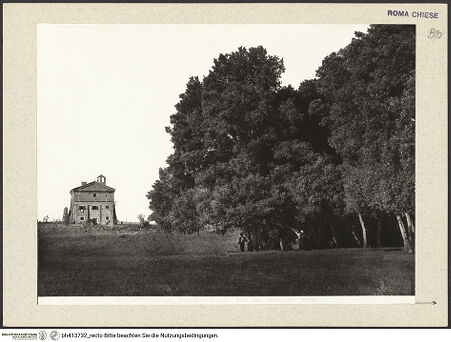 Vorderseite von Alinari [https://www.deutsche-digitale-bibliothek.de/content/lizenzen/rv-ez/] Sant'Urbano alla Caffarella - Fassade, während der Nutzung als Wohnhaus, bh413732_recto. Foto.