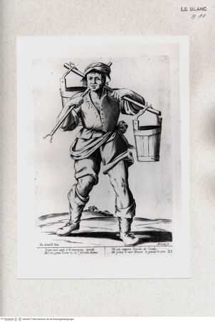 Vorderseite von Staatsgalerie [http://creativecommons.org/publicdomain/mark/1.0/] "L'arti per via disegnate et offerte dal Sig. Gioseppe M.a Mittelli al Grande et Alto Nettuno Gigante Sig. della Piazza di Bologna"Bl. 33: Der Verkäufer von Wasser aus dem Reno; "Lieto men' vado a le marmoree sponde..." - , bh420077. Foto.