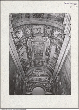 Vorderseite von Vasari [https://www.deutsche-digitale-bibliothek.de/content/lizenzen/rv-ez/] Die Taten des Herkules und Laubengang mit Tieren - Gesamtansicht, bh420904_recto. Foto: Vasari, Giorgio.