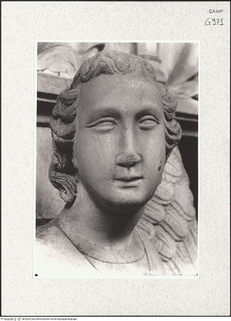 Vorderseite von Bildarchiv Foto Marburg [https://www.deutsche-digitale-bibliothek.de/content/lizenzen/rv-ez/] Grabmal der Königin Maria von UngarnKardinaltugendenTemperantia - Detail: Kopf, bh422025_recto. Foto.