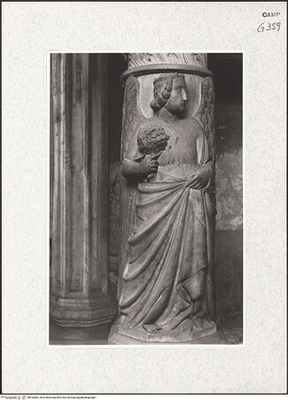 Vorderseite von Foto Marburg [https://www.deutsche-digitale-bibliothek.de/content/lizenzen/rv-ez/] Grabmal des Karl von KalabrienTugendenLinke vordere Säule - Spes (vor 1943), bh422082_recto. Foto.