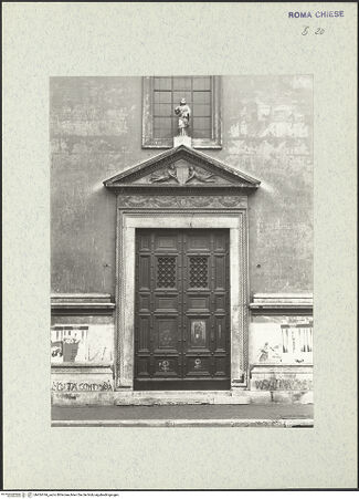 Vorderseite von Bibliotheca Hertziana [https://www.deutsche-digitale-bibliothek.de/content/lizenzen/rv-fz/] Portalskulptur - Gesamtaufnahme, bh424744_recto. Foto.