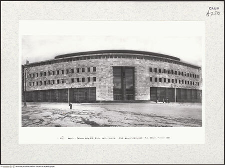 Vorderseite von Alinari [https://www.deutsche-digitale-bibliothek.de/content/lizenzen/rv-ez/] Palazzo delle Poste e Telegrafi - Ansicht von Süden, bh431903_recto. Foto.