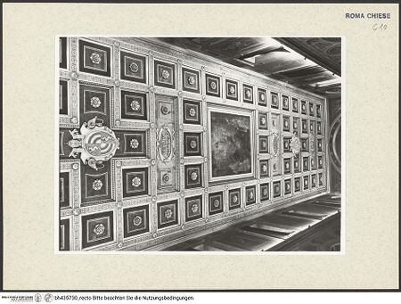 Vorderseite von Sopr BAS ROMA [https://www.deutsche-digitale-bibliothek.de/content/lizenzen/rv-ez/] Holzdecke - Ansicht in Richtung Presbyterium, bh435730_recto. Foto.