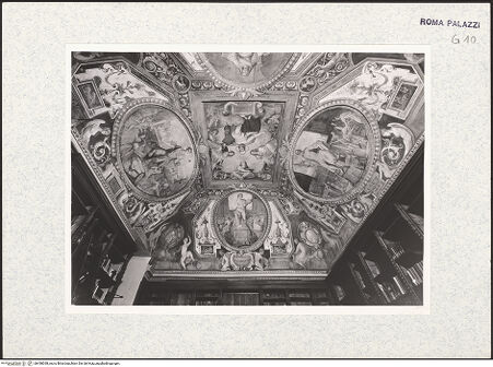 Vorderseite von Vasari, Giorgio [https://www.deutsche-digitale-bibliothek.de/content/lizenzen/rv-ez/] Personifikationen der Künste (Mitte) und Wissenschaften (Außenfelder) - Gesamtansicht, bh438038_recto. Foto.