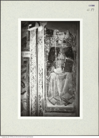 Vorderseite von Museum [https://www.deutsche-digitale-bibliothek.de/content/lizenzen/rv-ez/] Szenen der Passionsgeschichte, Heilige und ProphetenHeiliger Ludwig von Toulouse - Gesamtansicht, bh438928_recto. Foto.