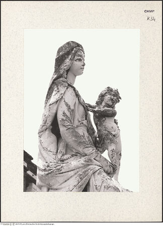 Vorderseite von Bibliotheca Hertziana [https://www.deutsche-digitale-bibliothek.de/content/lizenzen/rv-fz/] Madonna - Detail: Oberkörper von links, bh441435_recto. Foto.