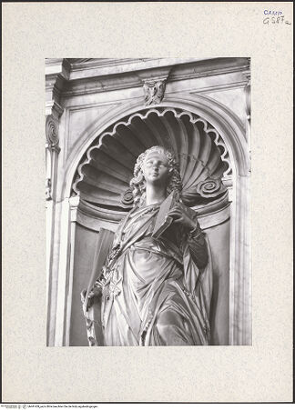 Vorderseite von Bibliotheca Hertziana [https://www.deutsche-digitale-bibliothek.de/content/lizenzen/rv-fz/] WandaltarHeilige Katharina - Oberkörper, Seitenansicht, bh441439_recto. Foto.